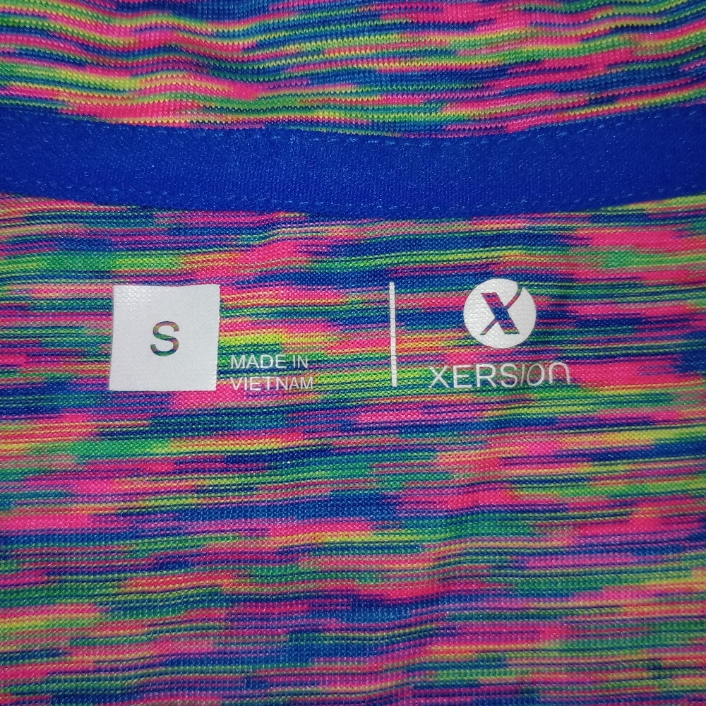 Xersion women's top